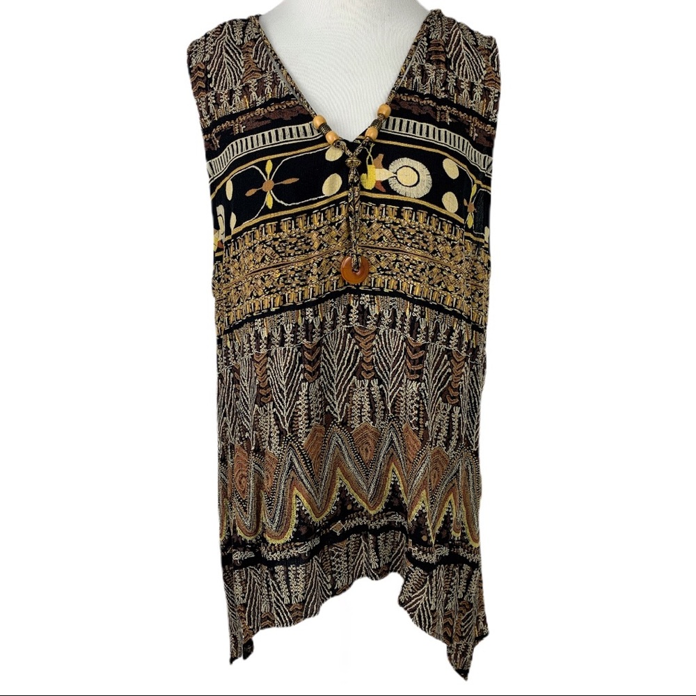 Rabbit Rabbit Rabbit Women's Vintage Boho Top. - Picture 3 of 8
